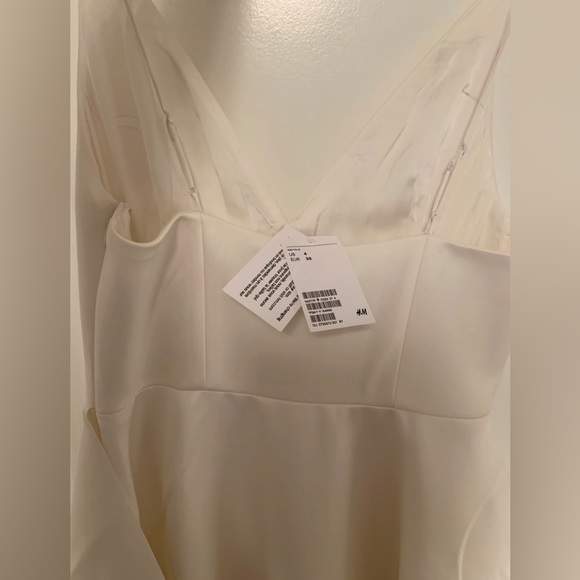 Wedding Dress - Picture 3 of 3